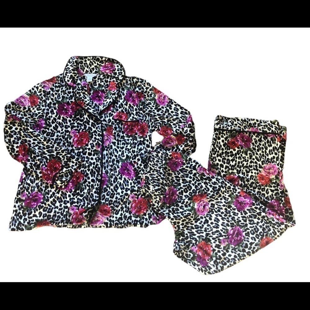 Sofia By Sofia Vergara Crushed Velvet Leopard Floral 2PC Pajama Set M 8/10